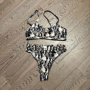 Snakeskin printed bikini swimwear set